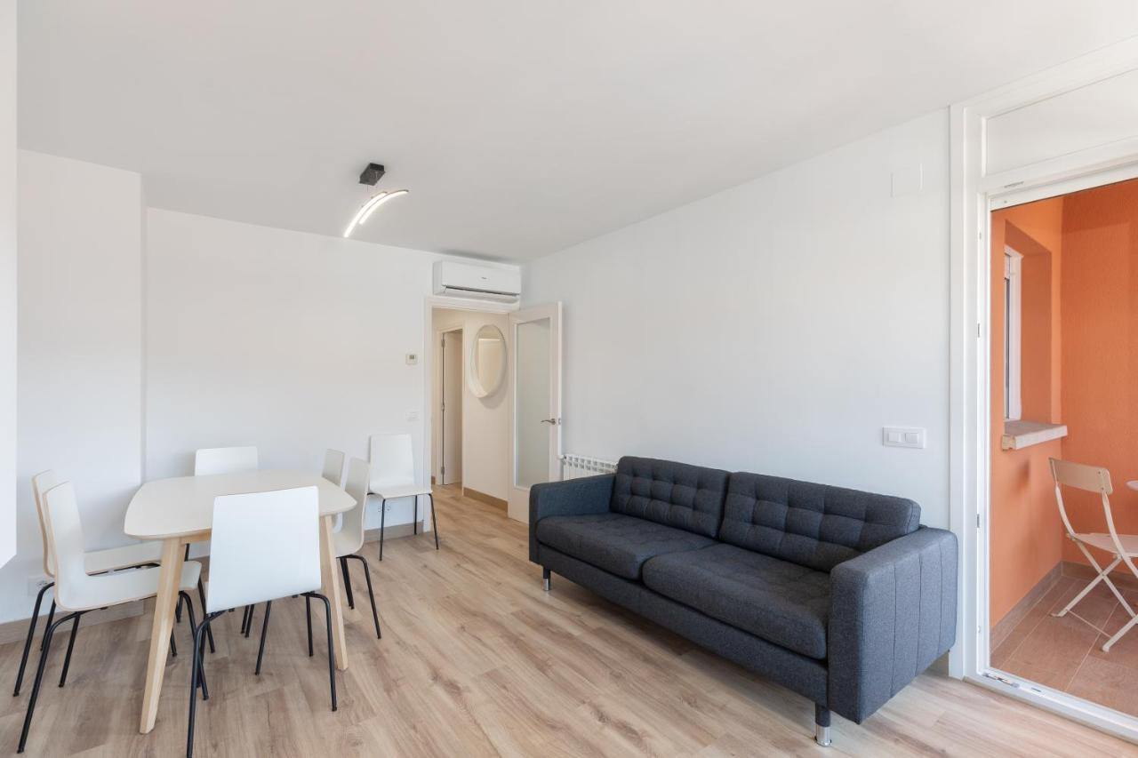 Hauzify I Apartament Big Family Сан-Фаліу-да-Ґішулс Екстер'єр фото