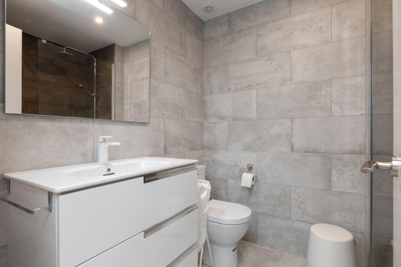 Hauzify I Apartament Big Family Сан-Фаліу-да-Ґішулс Екстер'єр фото
